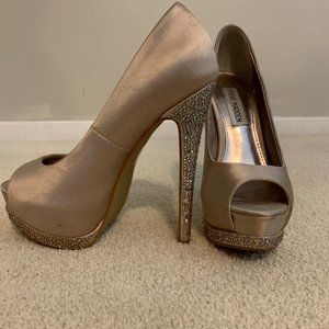Steve Madden Playying Rhinestone High Heels Size 6
